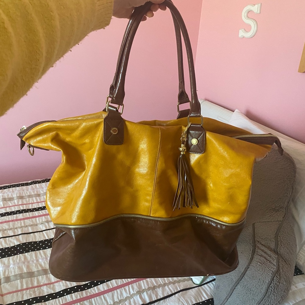 Steve Madden overnight bag